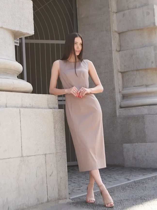 Платье-футляр Капучино